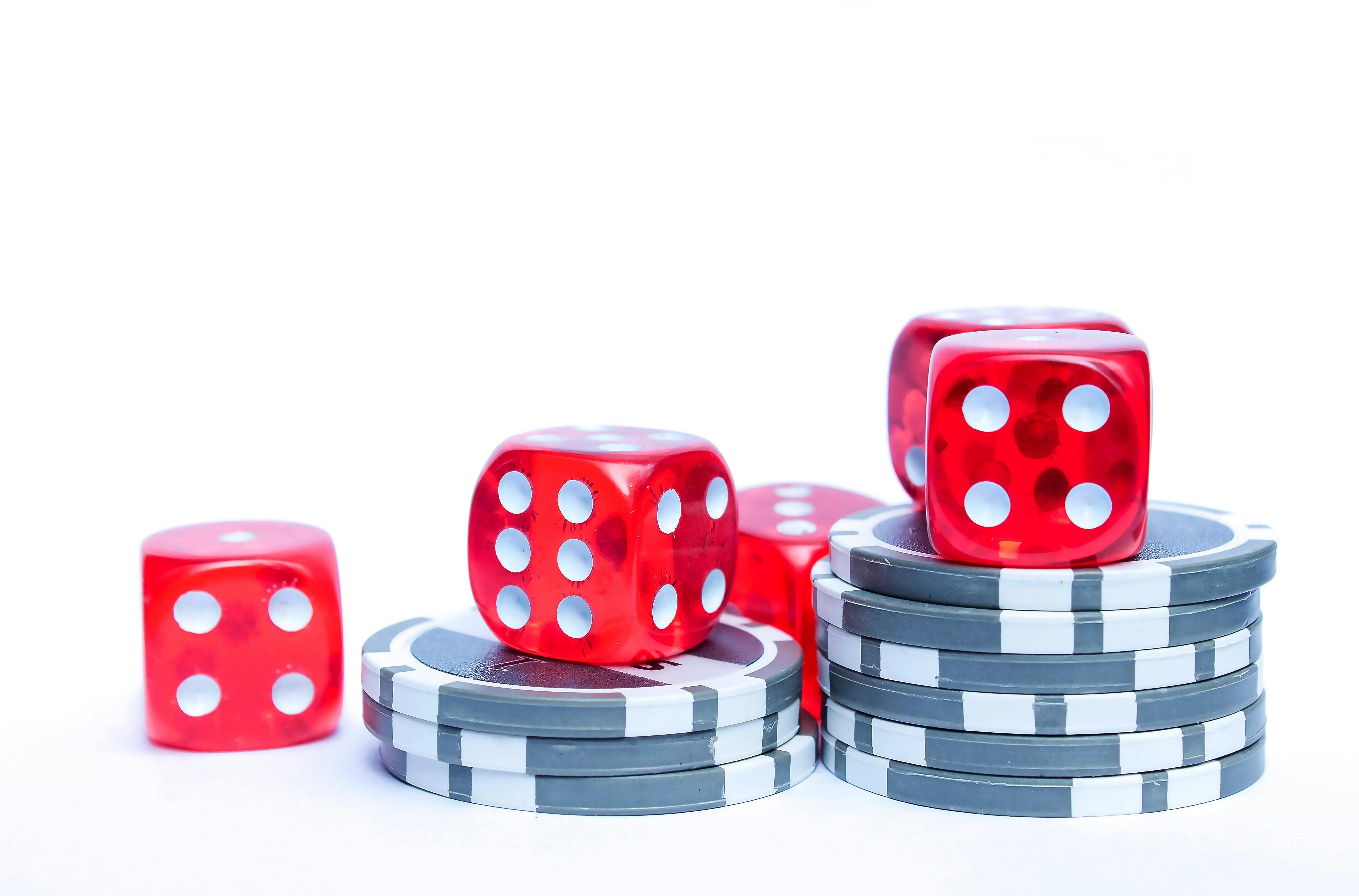Tampilan meja Casino Hold'em langsung di platform battlenet dengan dealer profesional